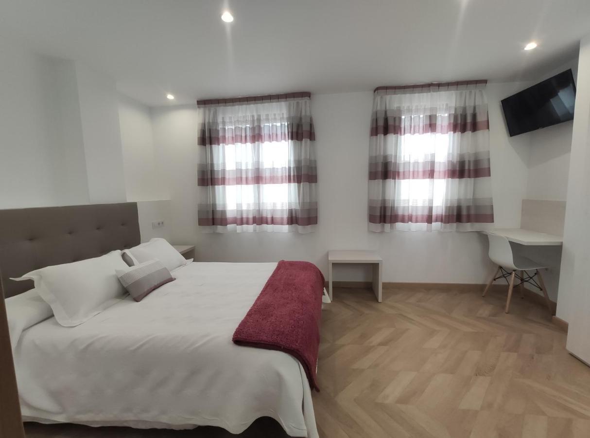Hostal Oleo Auto Check-In Santander Exterior photo